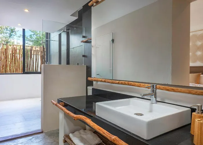 Twin 8br, Concierge, Gated ,jacuzzi, Paddle Court * Tulum